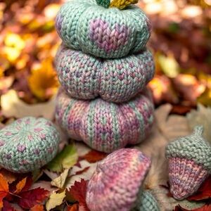 Hand-knit Pumpkin Stack